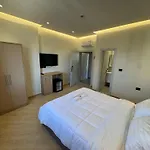 Hotel Tuyo