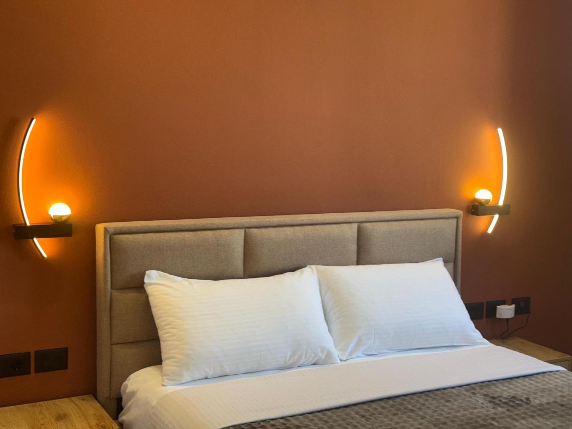 Hotel Tuyo Tirana